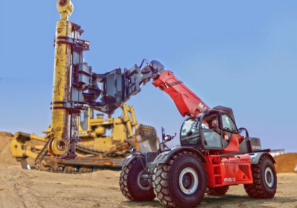 telehandler with clamp attachment