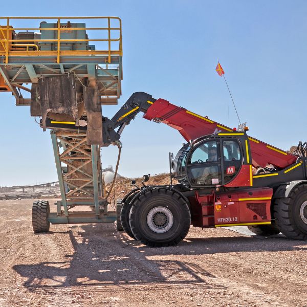 heavy telehandler