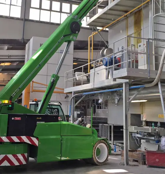 Home Page New 6 Hiring electric mobile crane